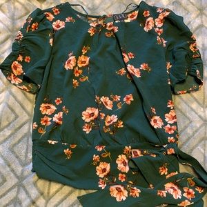 Floral top